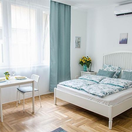 Harrison Lägenhet Budapest Exteriör bild