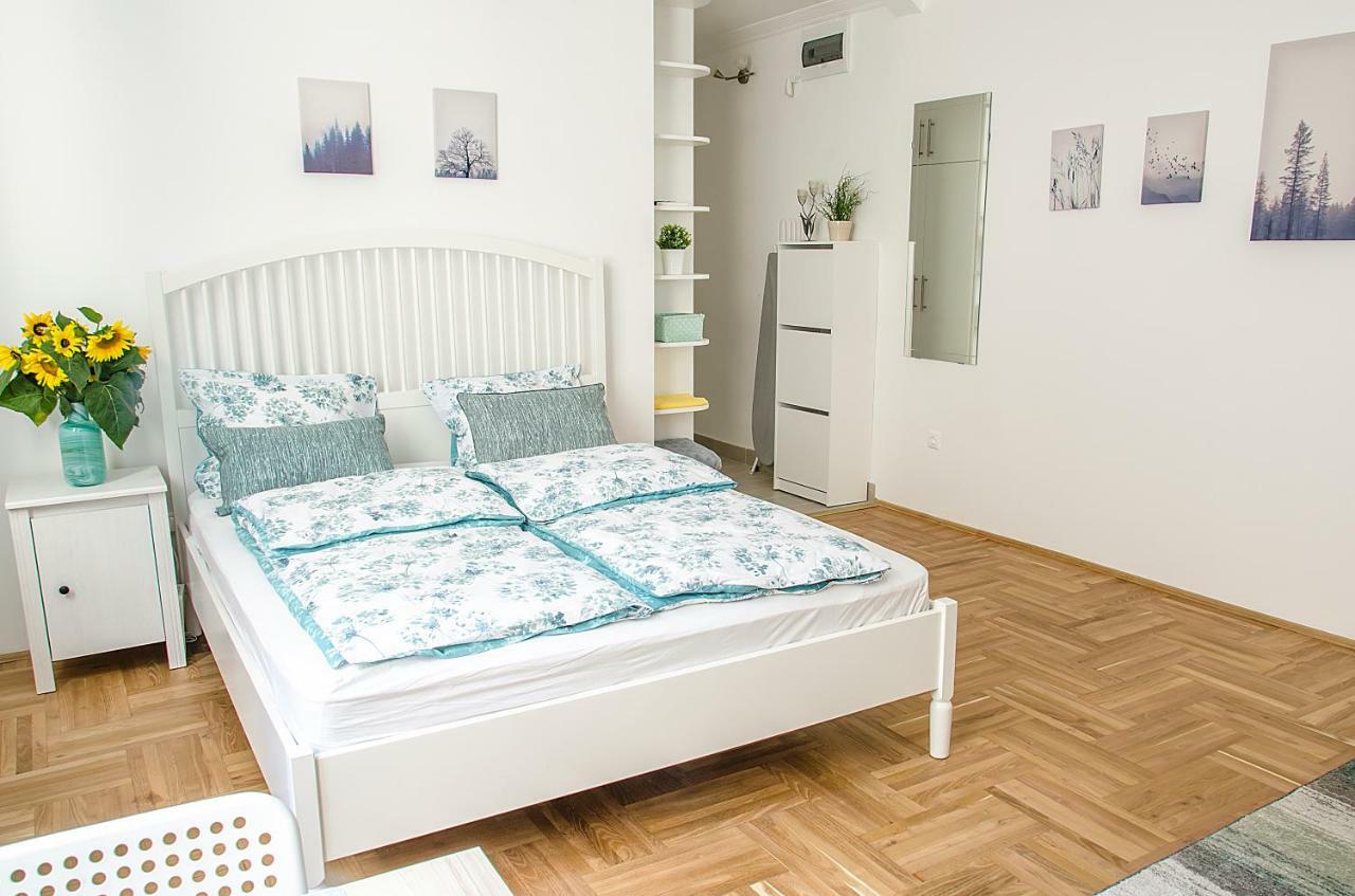 Harrison Lägenhet Budapest Exteriör bild