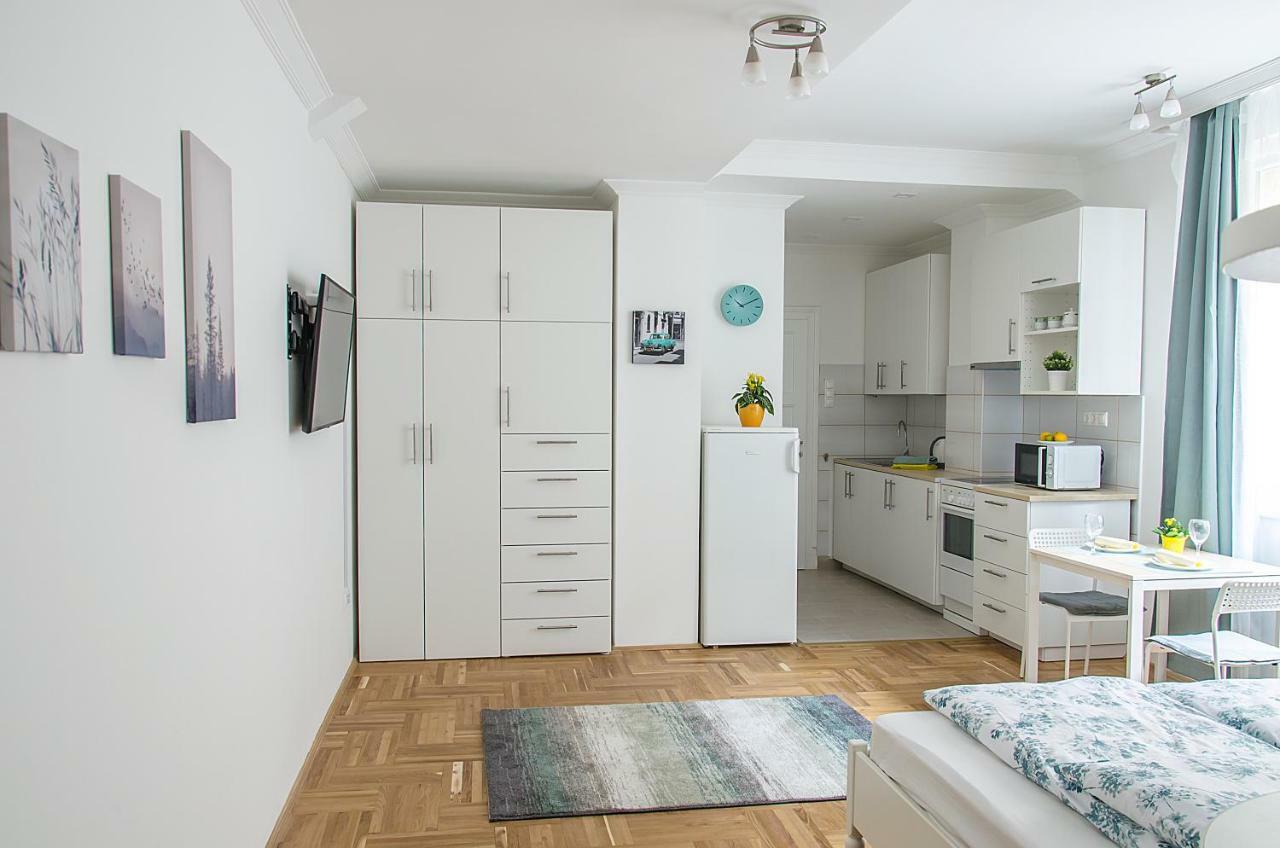 Harrison Lägenhet Budapest Exteriör bild